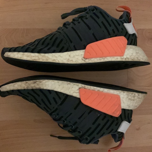 Adidas NMD R2 - Picture 5 of 8